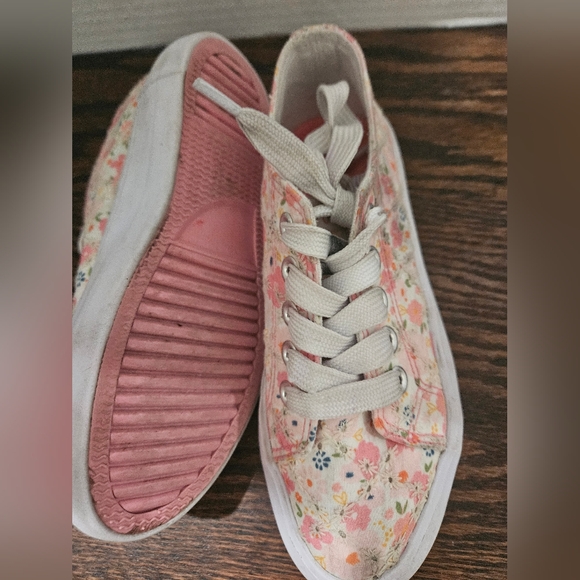 GIRLS Cynthia Rowley size 12. (C) - Picture 4 of 5